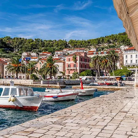 Barcot Apartman Hvar Town