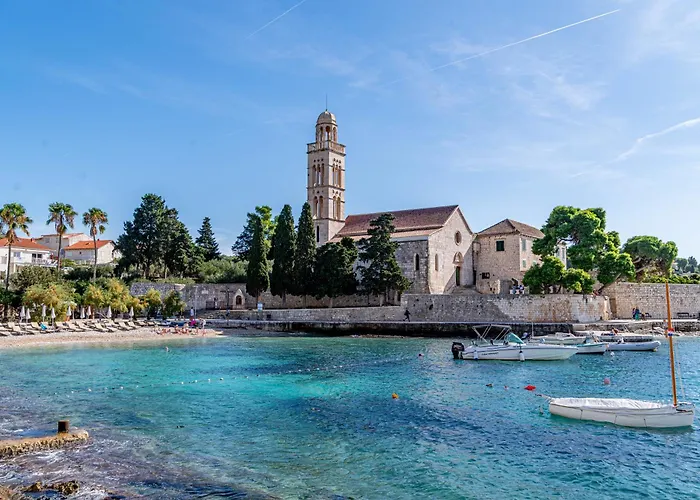 Daire Barcot Hvar Town