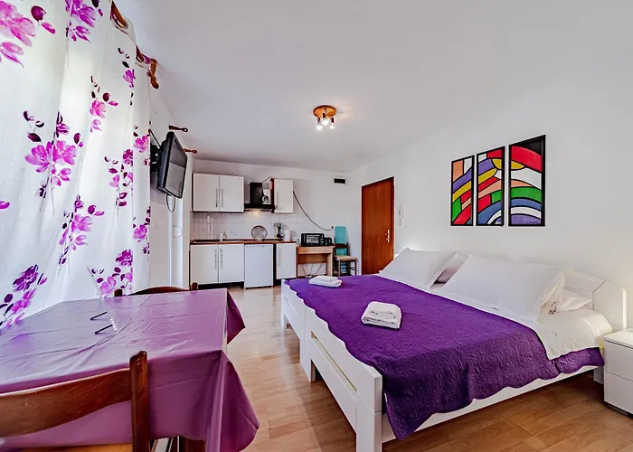 Daire Barcot Hvar Town